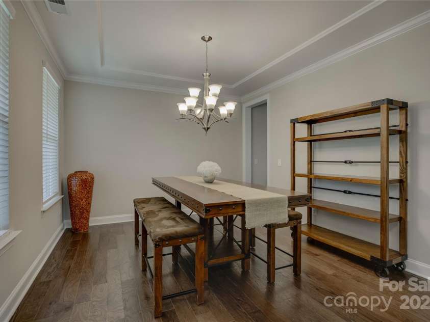 15108 Montage Lane, Charlotte, NC 28278.  MLS# CAR4252589, YatesRealty ID 9505. 