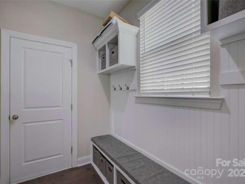 15108 Montage Lane, Charlotte, NC 28278.  MLS# CAR4252589, YatesRealty ID 9505. 