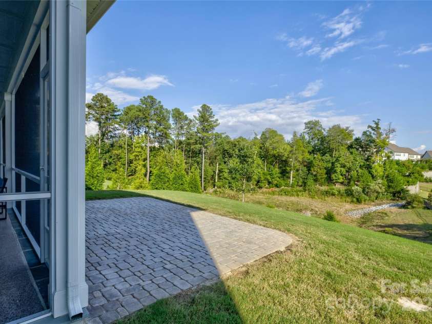 15108 Montage Lane, Charlotte, NC 28278.  MLS# CAR4252589, YatesRealty ID 9505. 