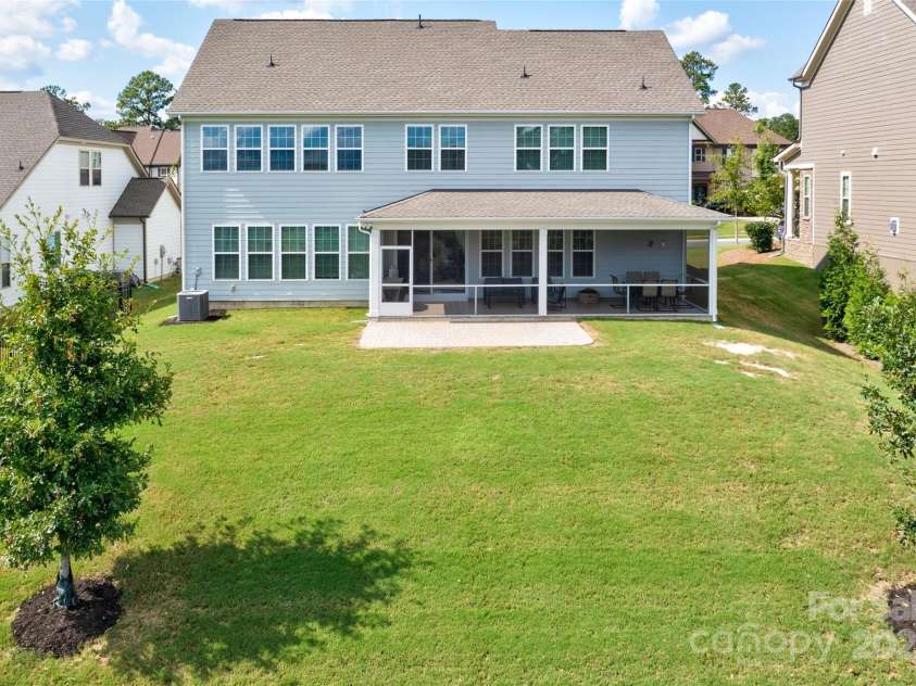 15108 Montage Lane, Charlotte, NC 28278.  MLS# CAR4252589, YatesRealty ID 9505. 