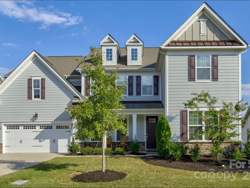 15108 Montage Lane, Charlotte, NC 28278.  MLS# CAR4252589, YatesRealty ID 9505. Welcome to 15108 Montage Ln