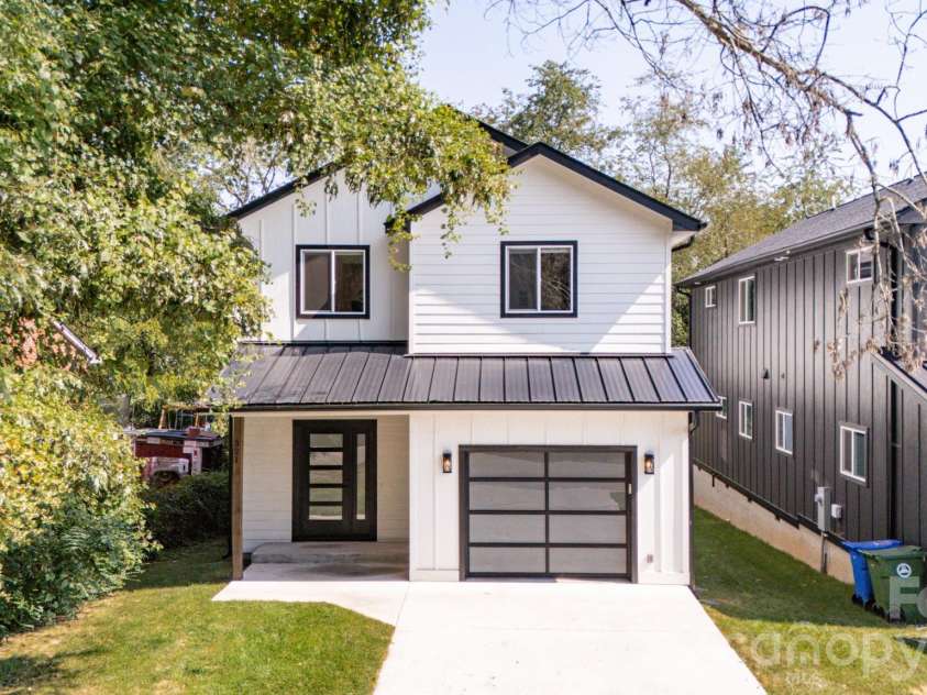 321 Hazel Mill Road, Asheville, NC 28806.  MLS# CAR4367038, YatesRealty ID 9506. 