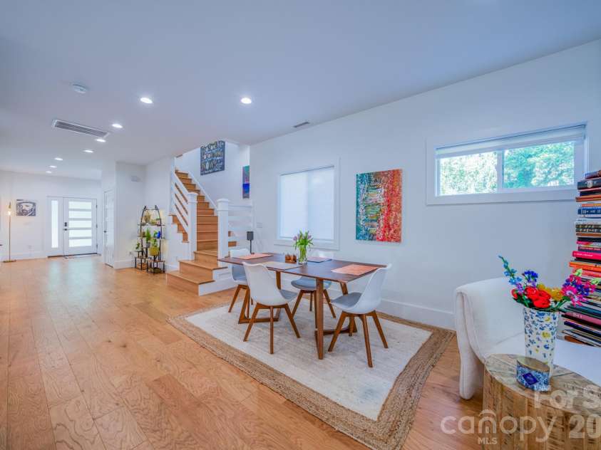 321 Hazel Mill Road, Asheville, NC 28806.  MLS# CAR4367038, YatesRealty ID 9506. 