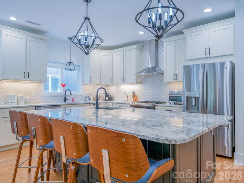 321 Hazel Mill Road, Asheville, NC 28806.  MLS# CAR4367038, YatesRealty ID 9506. 