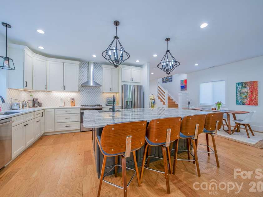 321 Hazel Mill Road, Asheville, NC 28806.  MLS# CAR4367038, YatesRealty ID 9506. 