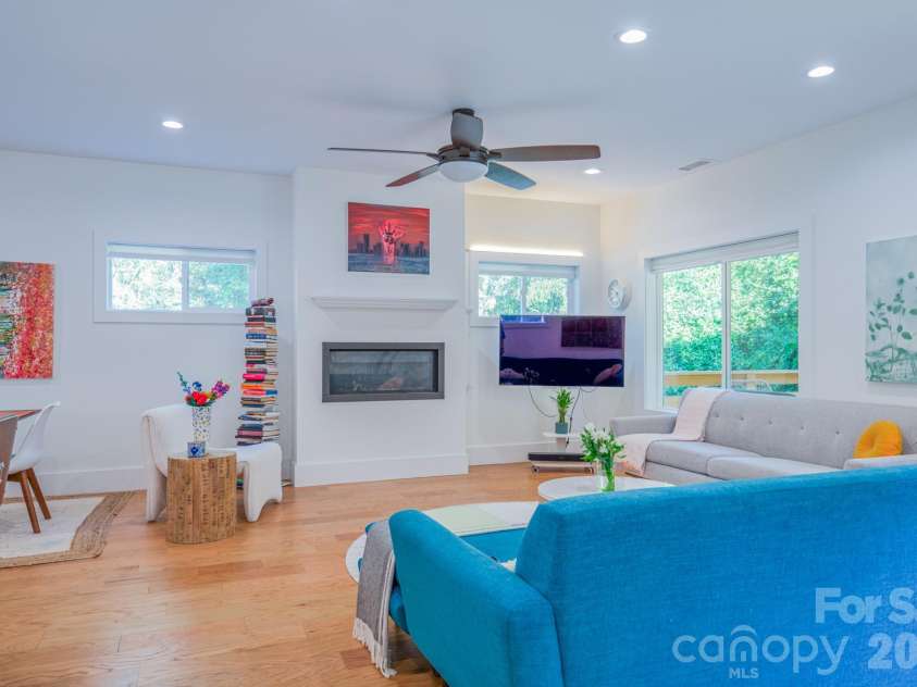 321 Hazel Mill Road, Asheville, NC 28806.  MLS# CAR4367038, YatesRealty ID 9506. 