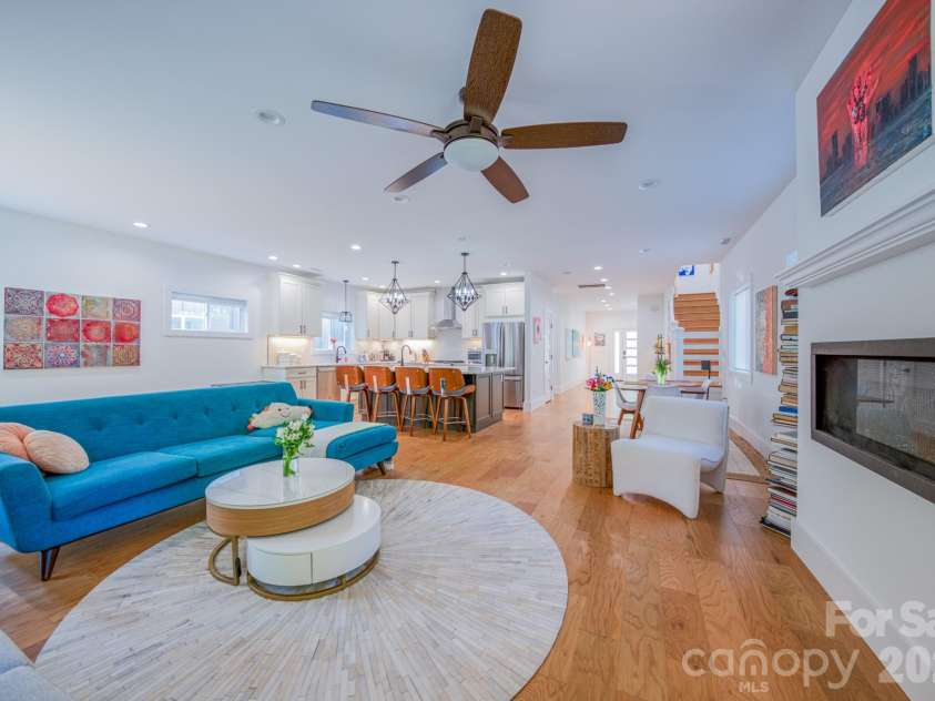 321 Hazel Mill Road, Asheville, NC 28806.  MLS# CAR4367038, YatesRealty ID 9506. 