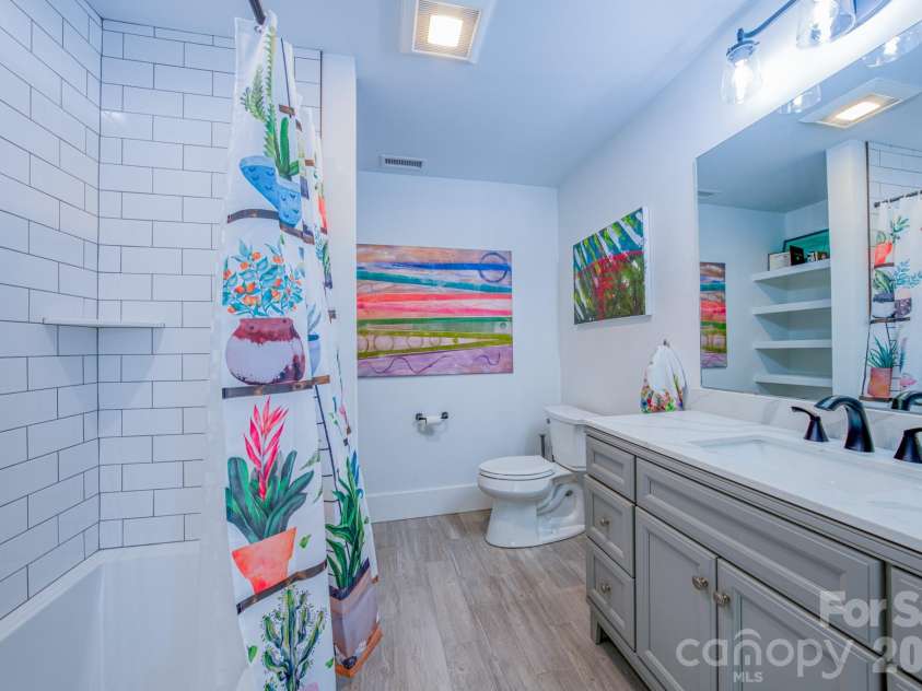 321 Hazel Mill Road, Asheville, NC 28806.  MLS# CAR4367038, YatesRealty ID 9506. 