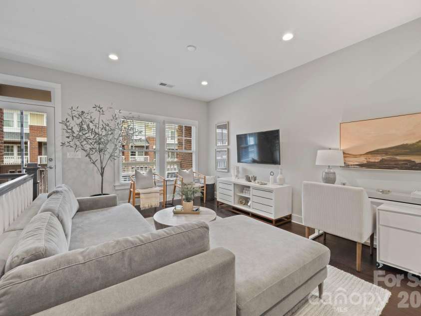1214 Macomb Place, Charlotte, NC 28208.  MLS# CAR4357320, YatesRealty ID 9508. 