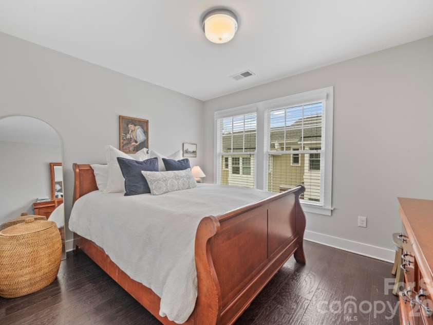 1214 Macomb Place, Charlotte, NC 28208.  MLS# CAR4357320, YatesRealty ID 9508. 