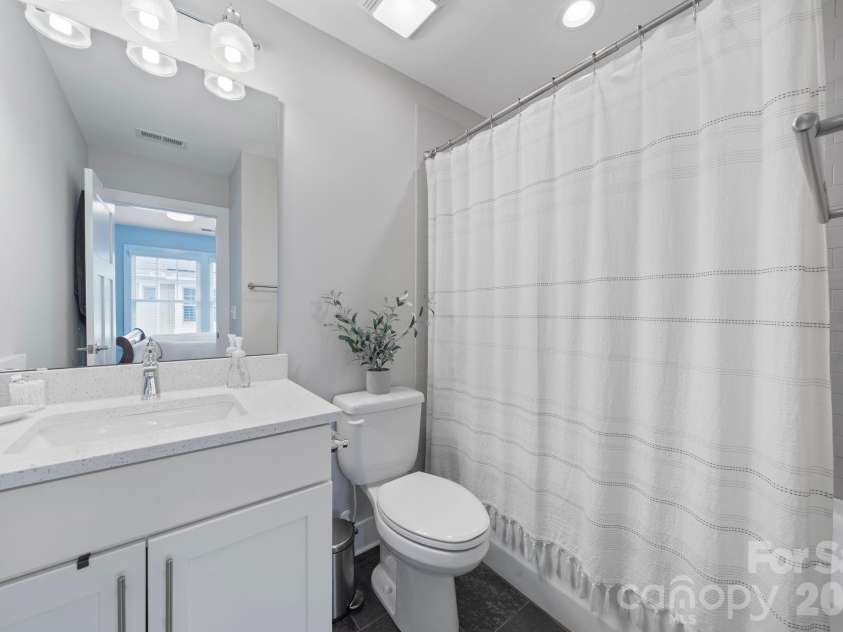 1214 Macomb Place, Charlotte, NC 28208.  MLS# CAR4357320, YatesRealty ID 9508. 