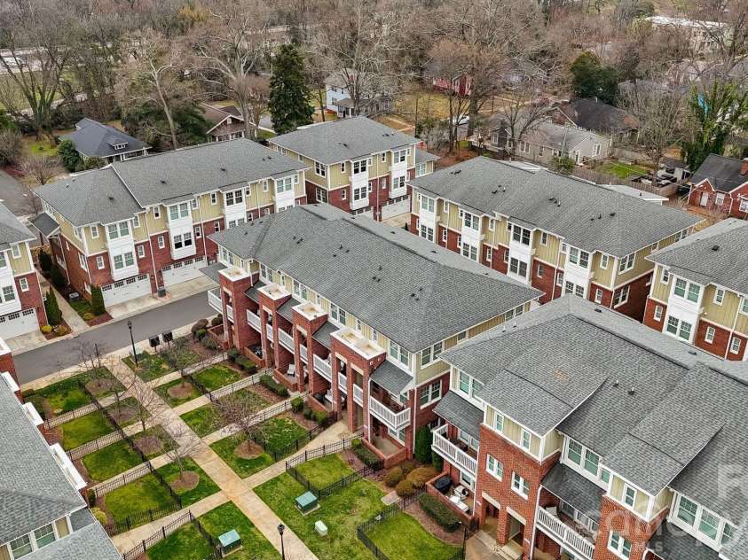 1214 Macomb Place, Charlotte, NC 28208.  MLS# CAR4357320, YatesRealty ID 9508. 