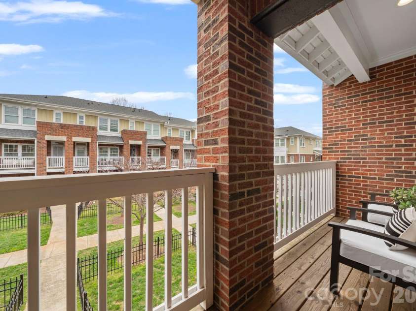 1214 Macomb Place, Charlotte, NC 28208.  MLS# CAR4357320, YatesRealty ID 9508. Upper level balcony