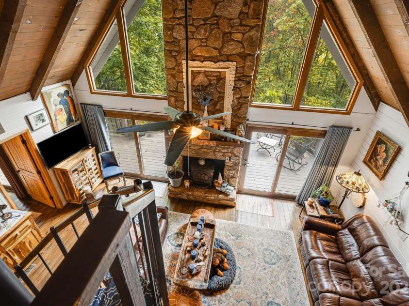 197 Gardenside Lane, Mars Hill, NC 28754.  MLS# CAR4253278, YatesRealty ID 9509. Views from Loft