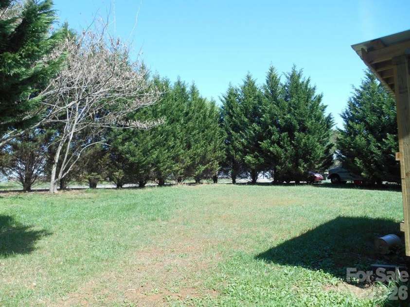 2184 Stove Drive, Newton, NC 28658.  MLS# CAR4366842, YatesRealty ID 9509. 