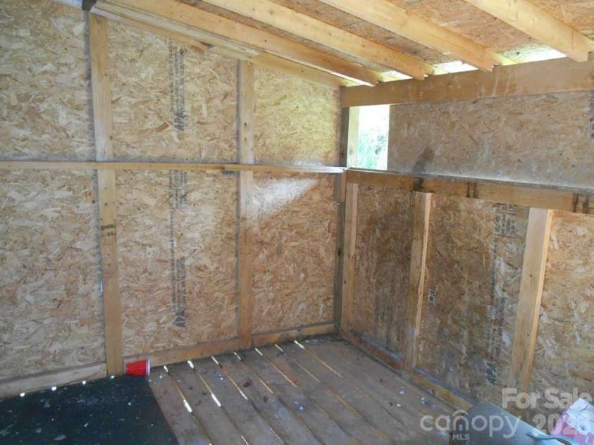 2184 Stove Drive, Newton, NC 28658.  MLS# CAR4366842, YatesRealty ID 9509. 