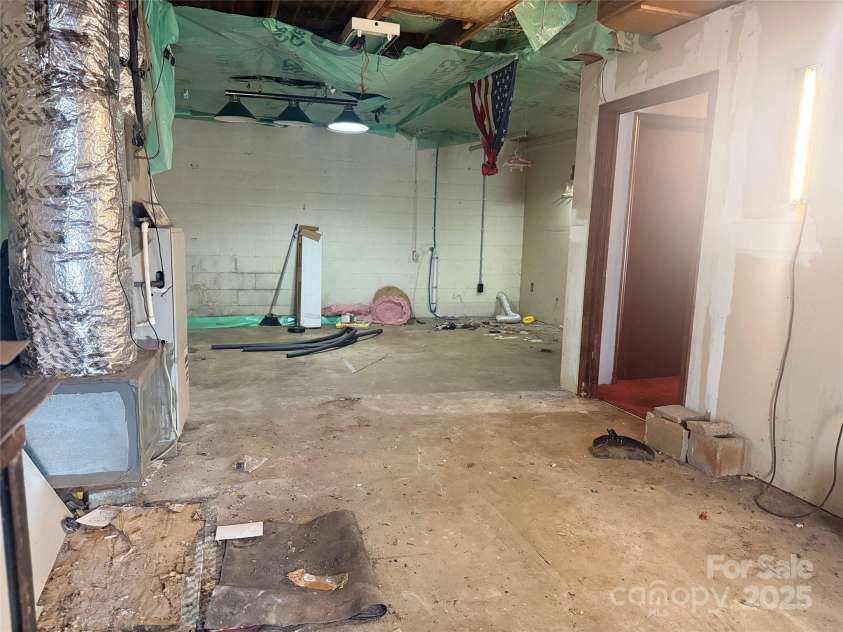 138 Rash Road, Lincolnton, NC 28092.  MLS# CAR4326541, YatesRealty ID 951. 