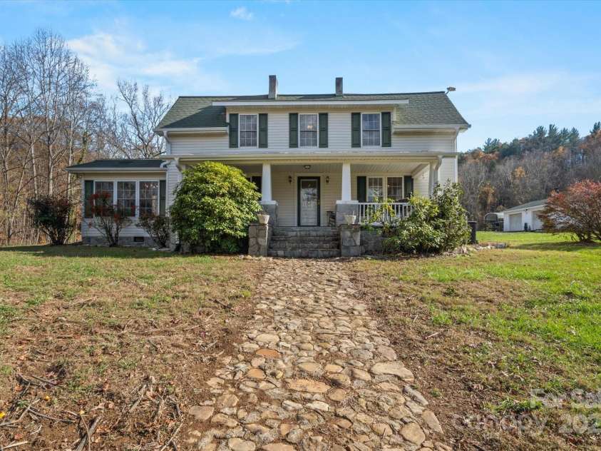 78 Old Linville Road, Marion, NC 28752.  MLS# CAR4197137, YatesRealty ID 951. 
