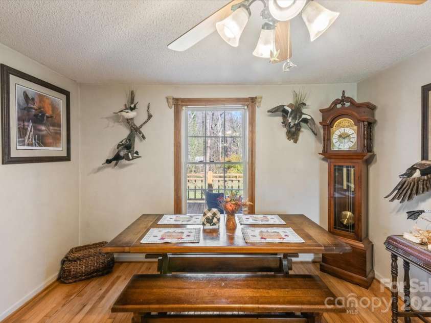 78 Old Linville Road, Marion, NC 28752.  MLS# CAR4197137, YatesRealty ID 951. 