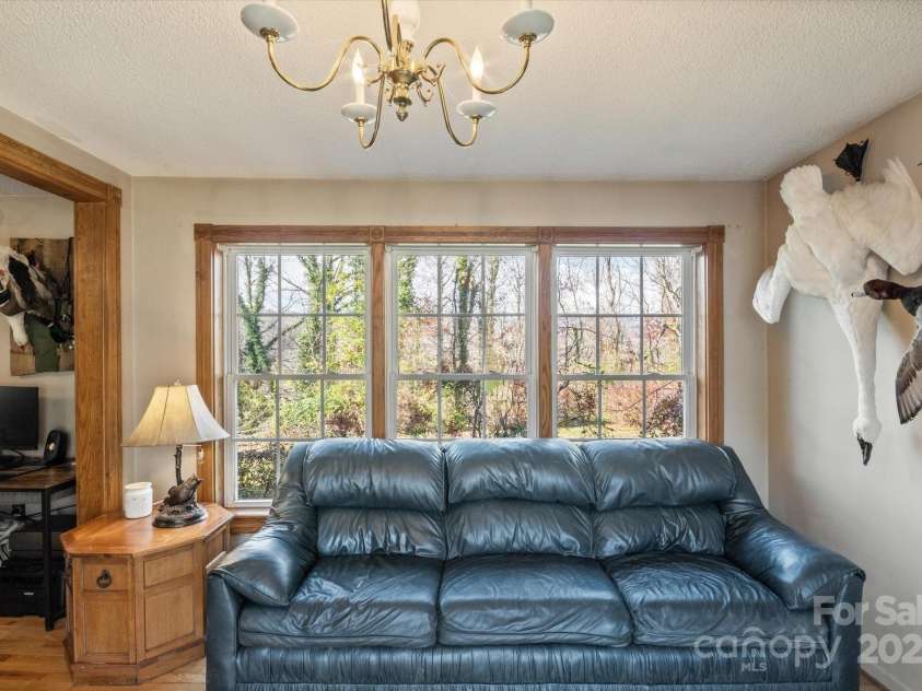 78 Old Linville Road, Marion, NC 28752.  MLS# CAR4197137, YatesRealty ID 951. 