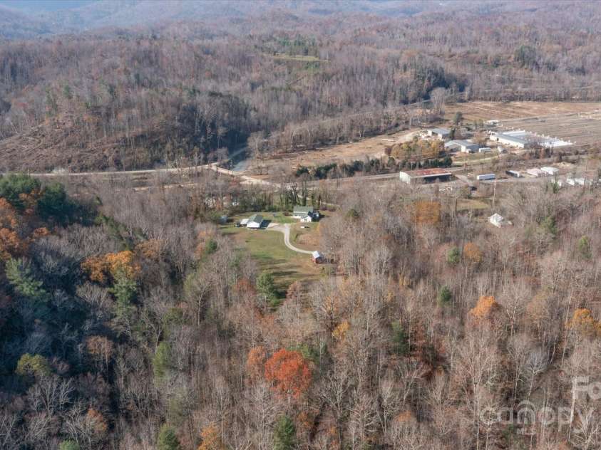 78 Old Linville Road, Marion, NC 28752.  MLS# CAR4197137, YatesRealty ID 951. 