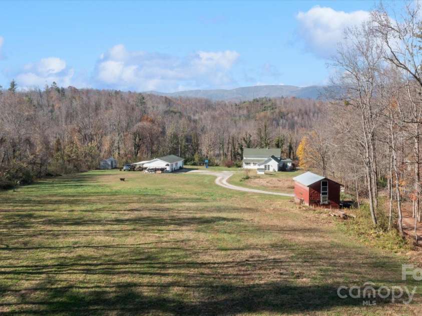 78 Old Linville Road, Marion, NC 28752.  MLS# CAR4197137, YatesRealty ID 951. 