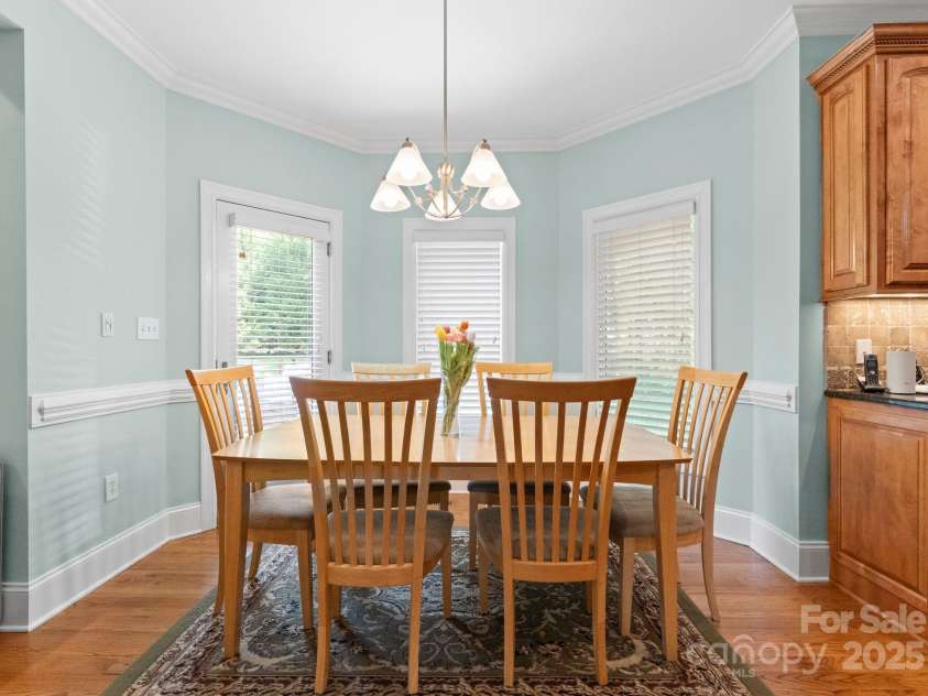 105 Walnut Hill Court, Mooresville, NC 28115.  MLS# CAR4252753, YatesRealty ID 9513. 