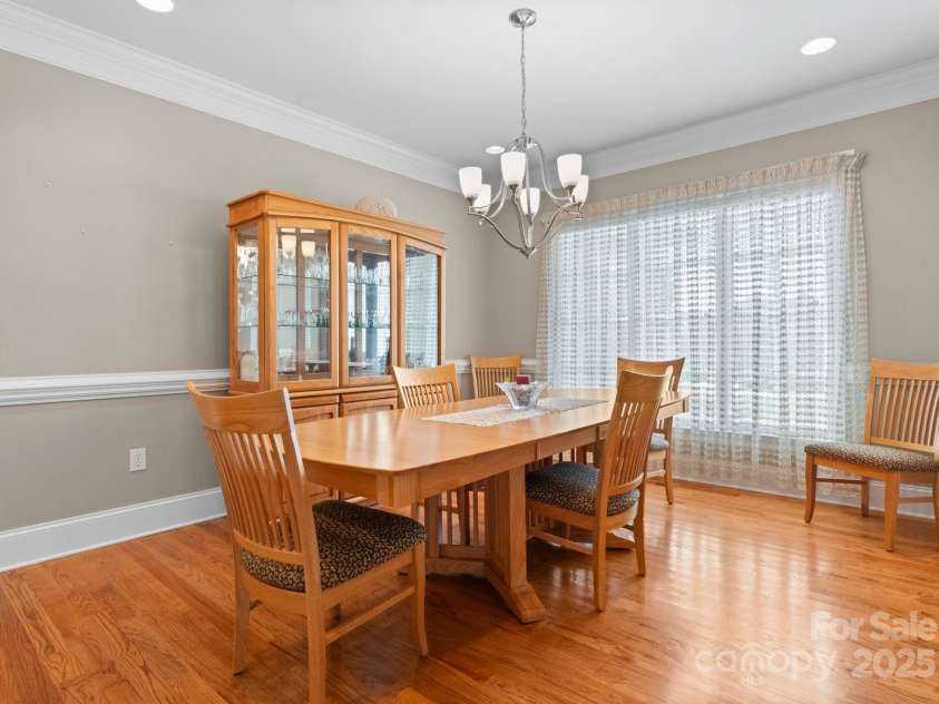 105 Walnut Hill Court, Mooresville, NC 28115.  MLS# CAR4252753, YatesRealty ID 9513. 