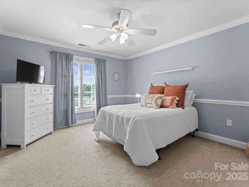 105 Walnut Hill Court, Mooresville, NC 28115.  MLS# CAR4252753, YatesRealty ID 9513. 