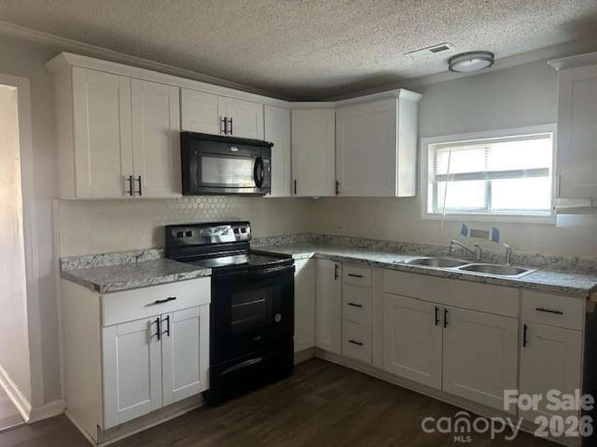 705 Sumter Street, Lancaster, SC 29720.  MLS# CAR4367175, YatesRealty ID 9513. 