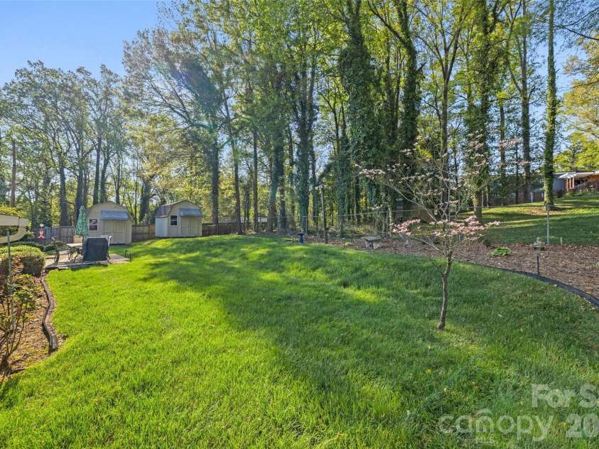 839 Garrison Boulevard, Gastonia, NC 28052.  MLS# CAR4366307, YatesRealty ID 9515. 