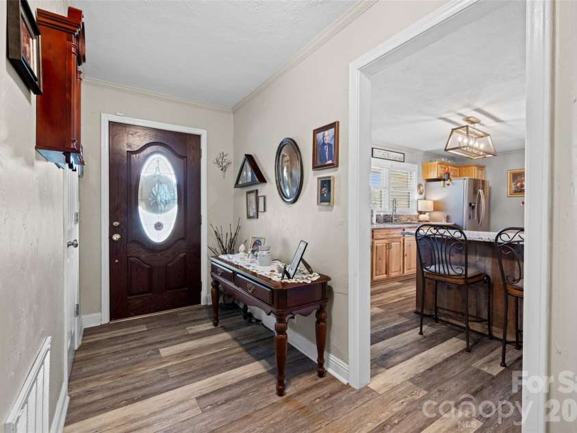 839 Garrison Boulevard, Gastonia, NC 28052.  MLS# CAR4366307, YatesRealty ID 9515. 