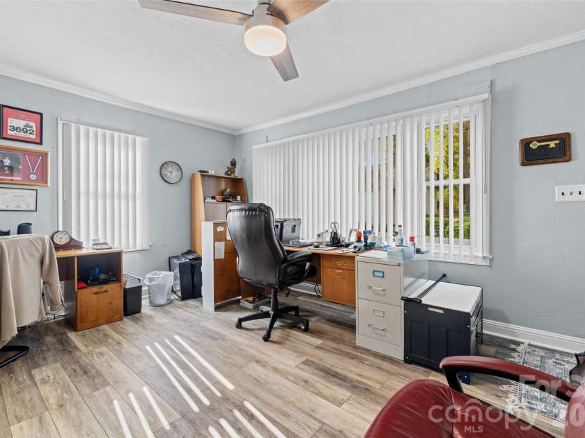 839 Garrison Boulevard, Gastonia, NC 28052.  MLS# CAR4366307, YatesRealty ID 9515. 