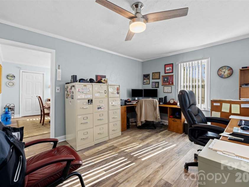 839 Garrison Boulevard, Gastonia, NC 28052.  MLS# CAR4366307, YatesRealty ID 9515. 