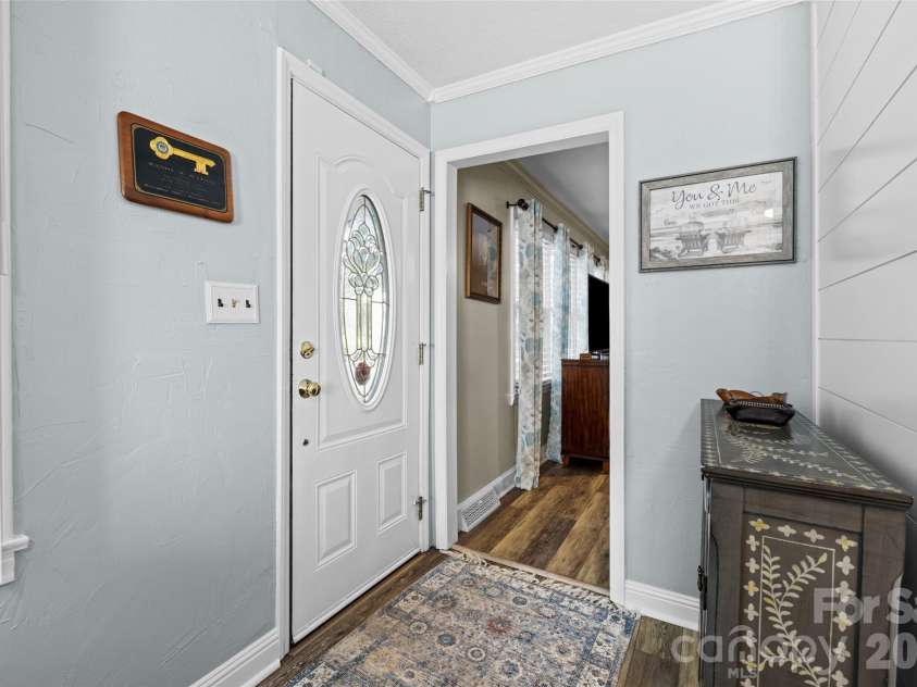 839 Garrison Boulevard, Gastonia, NC 28052.  MLS# CAR4366307, YatesRealty ID 9515. 