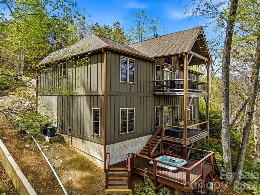 402 Holmstead Drive, Lake Lure, NC 28746.  MLS# CAR4367214, YatesRealty ID 9517. 