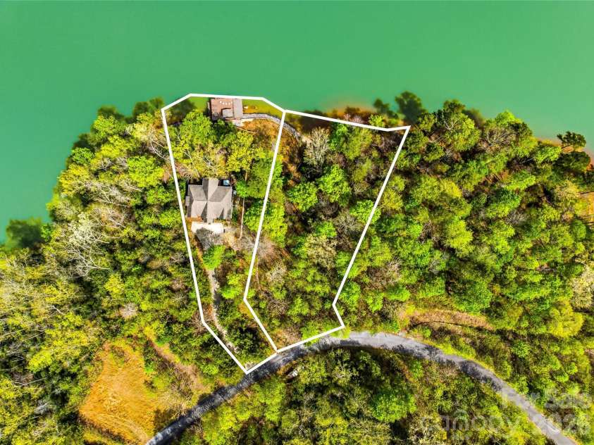 402 Holmstead Drive, Lake Lure, NC 28746.  MLS# CAR4367214, YatesRealty ID 9517. 