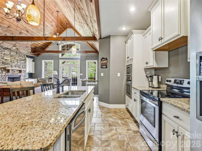402 Holmstead Drive, Lake Lure, NC 28746.  MLS# CAR4367214, YatesRealty ID 9517. 