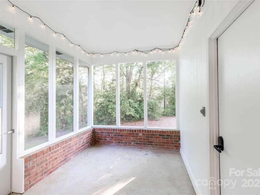 856 Skyline Drive, Chester, SC 29706.  MLS# CAR4253786, YatesRealty ID 9517. 