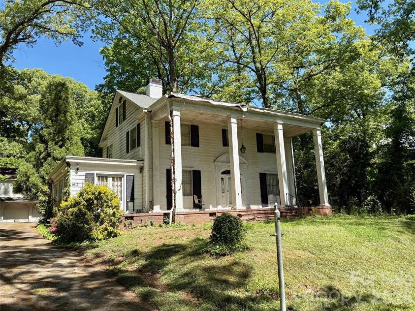 1612 New Hope Road, Gastonia, NC 28054.  MLS# CAR4367298, YatesRealty ID 9518. 