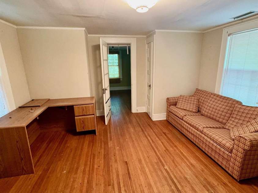 1612 New Hope Road, Gastonia, NC 28054.  MLS# CAR4367298, YatesRealty ID 9518. 
