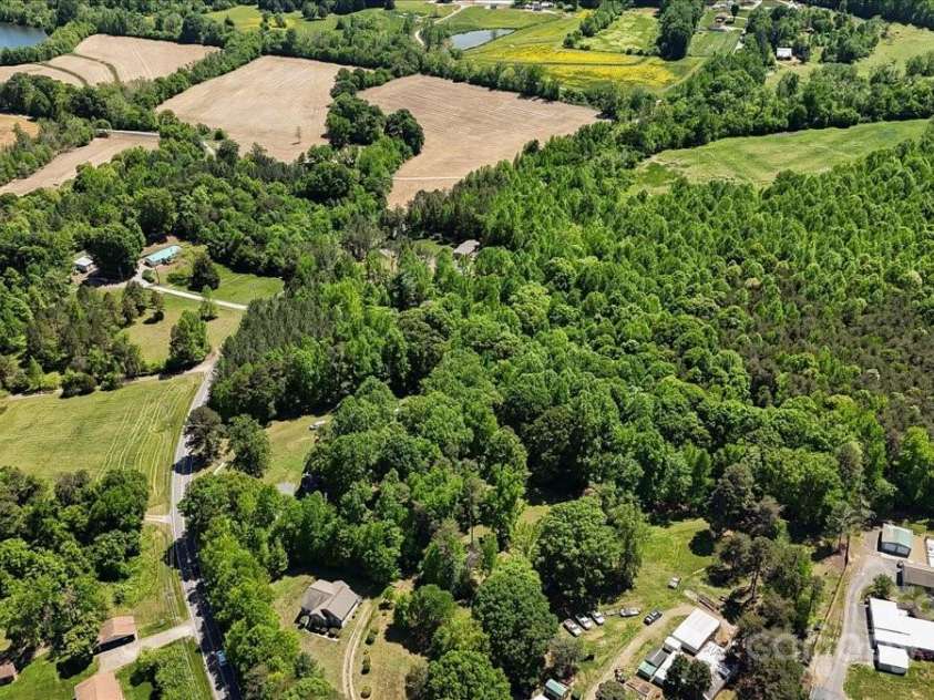 370 Shiloh Road, Statesville, NC 28677.  MLS# CAR4253570, YatesRealty ID 9518. 