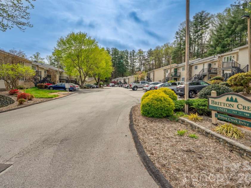 451 Britton Creek Drive, Hendersonville, NC 28791.  MLS# CAR4364012, YatesRealty ID 9519. 