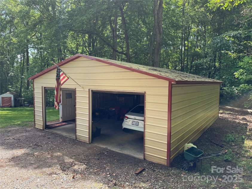 4225 Stewart Road, Claremont, NC 28610.  MLS# CAR4253746, YatesRealty ID 9520. 