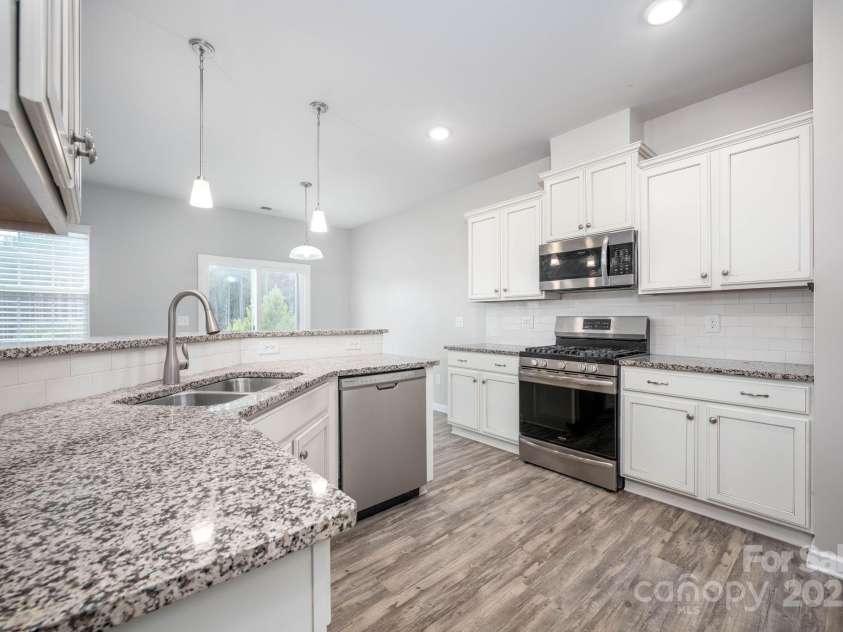 150 Falls Cove Drive, Troutman, NC 28166.  MLS# CAR4252274, YatesRealty ID 9521. 