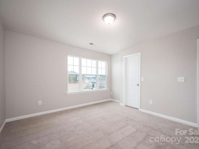 150 Falls Cove Drive, Troutman, NC 28166.  MLS# CAR4252274, YatesRealty ID 9521. 