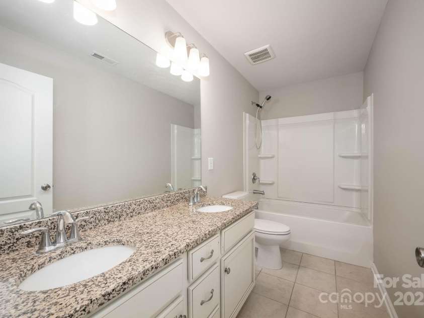 150 Falls Cove Drive, Troutman, NC 28166.  MLS# CAR4252274, YatesRealty ID 9521. 