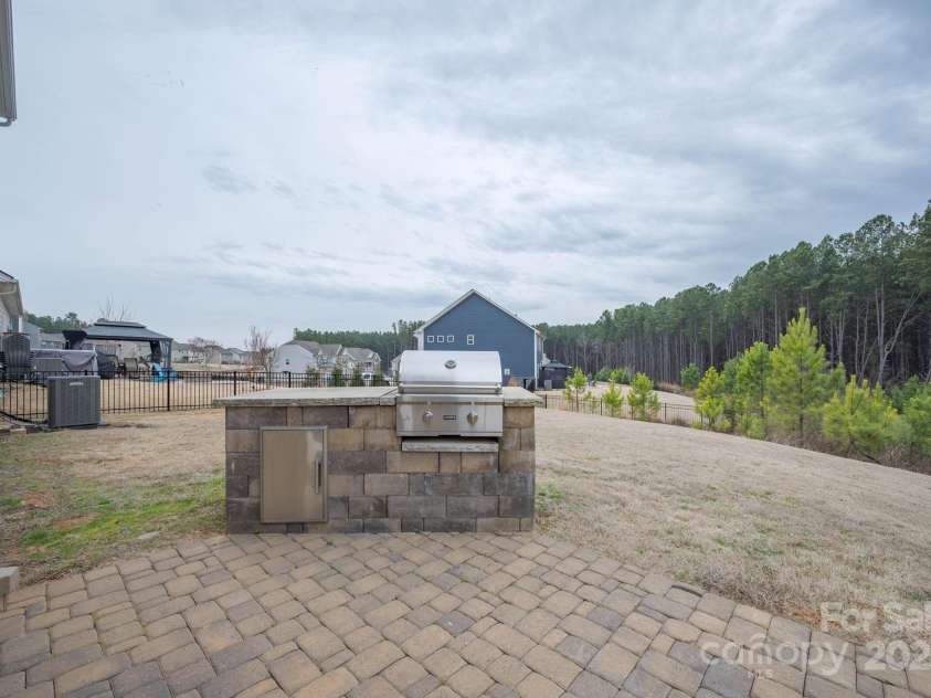 150 Falls Cove Drive, Troutman, NC 28166.  MLS# CAR4252274, YatesRealty ID 9521. 