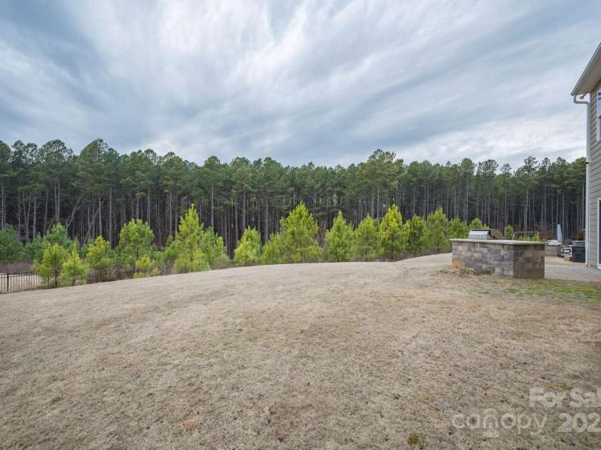 150 Falls Cove Drive, Troutman, NC 28166.  MLS# CAR4252274, YatesRealty ID 9521. 
