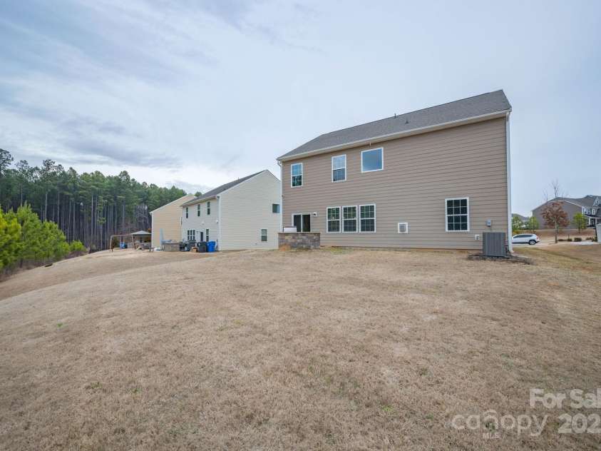 150 Falls Cove Drive, Troutman, NC 28166.  MLS# CAR4252274, YatesRealty ID 9521. 